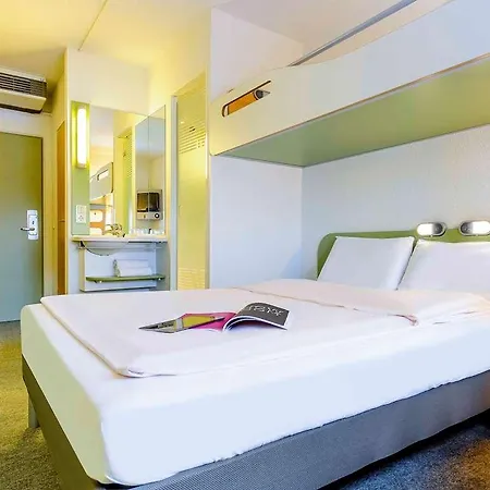 Отель B&B Hotel Regensburg-Ost 2*